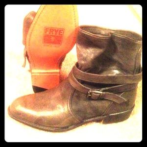 Frye genuine leather Goodyear boot, Spain